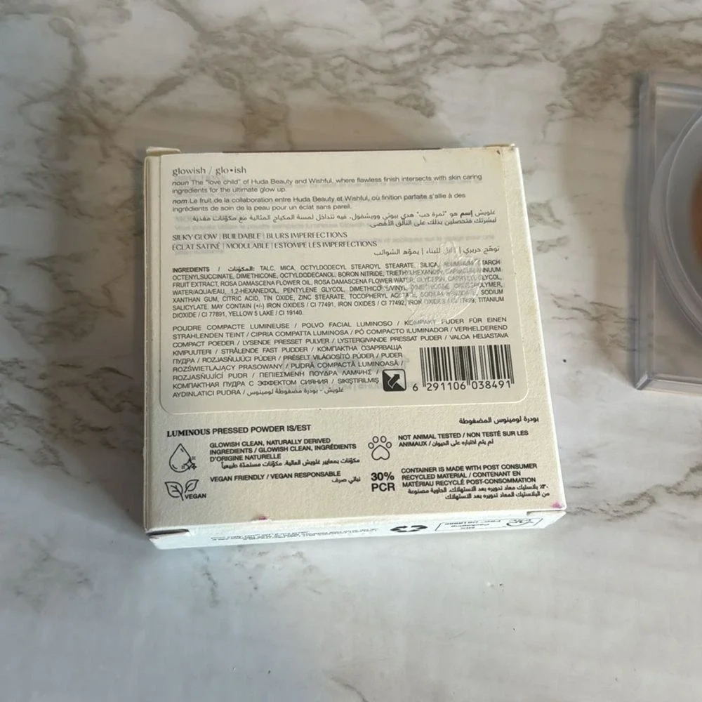 HUDA BEAUTY GloWish‎ Luminous Pressed Powder Women 10 Deep Tan 10g